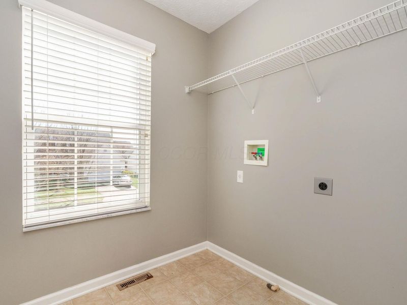 124 Stockard Loop, Delaware, OH 43015 Photo 16