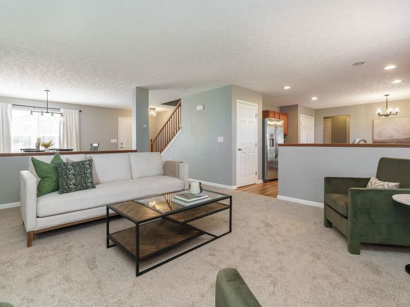 124 Stockard Loop, Delaware, OH 43015 Photo 6