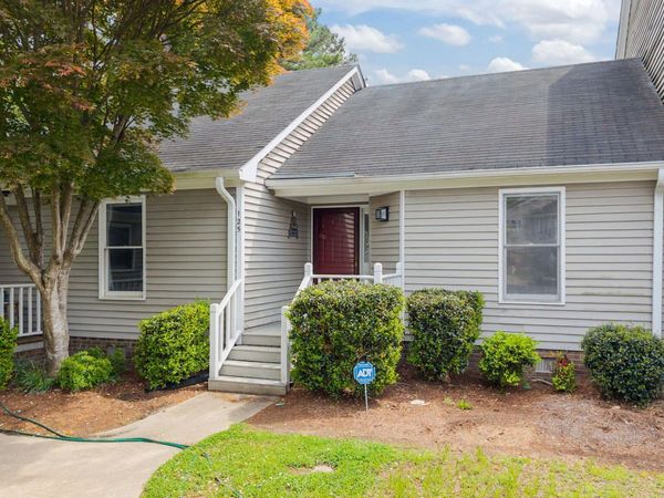 125 Willow Oaks Court, Rocky Mount, NC 27804