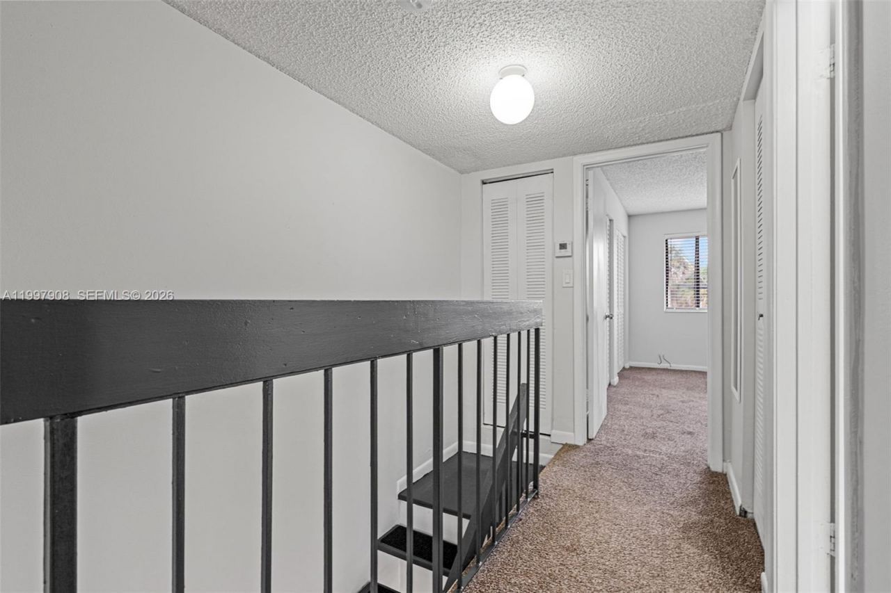 319 NW 109th Ave, Unit 3B, Miami, FL 33172 Photo