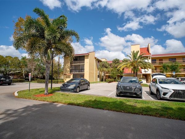 2083 Coral Ridge Dr , Unit N302, Coral Springs, FL 33071