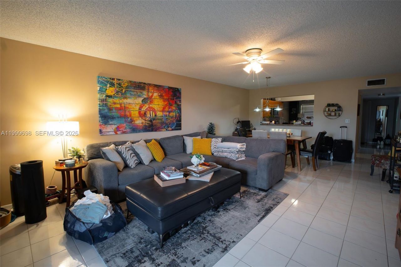 2083 Coral Ridge Dr, Unit N302, Coral Springs, FL 33071 Photo