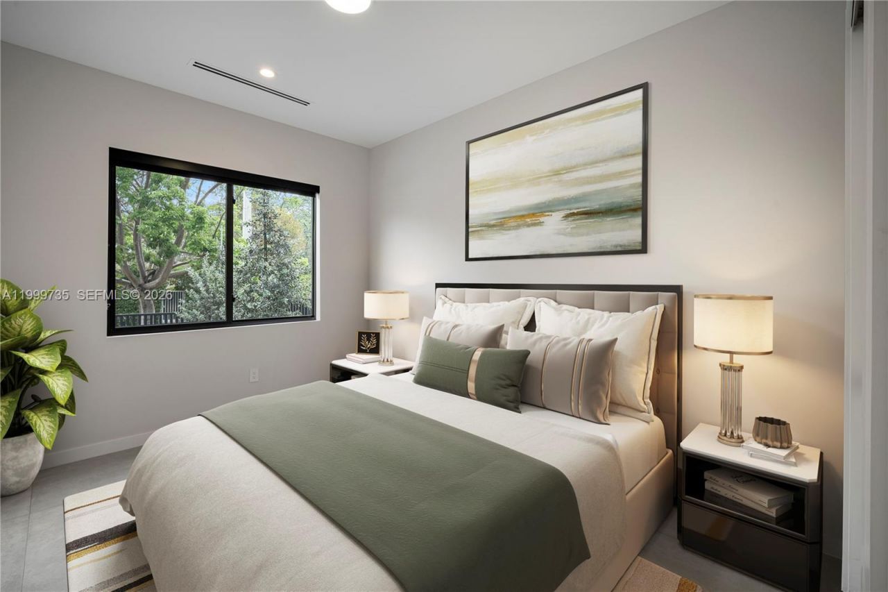 2960 W Trade Av, Coconut Grove, FL 33133 Photo