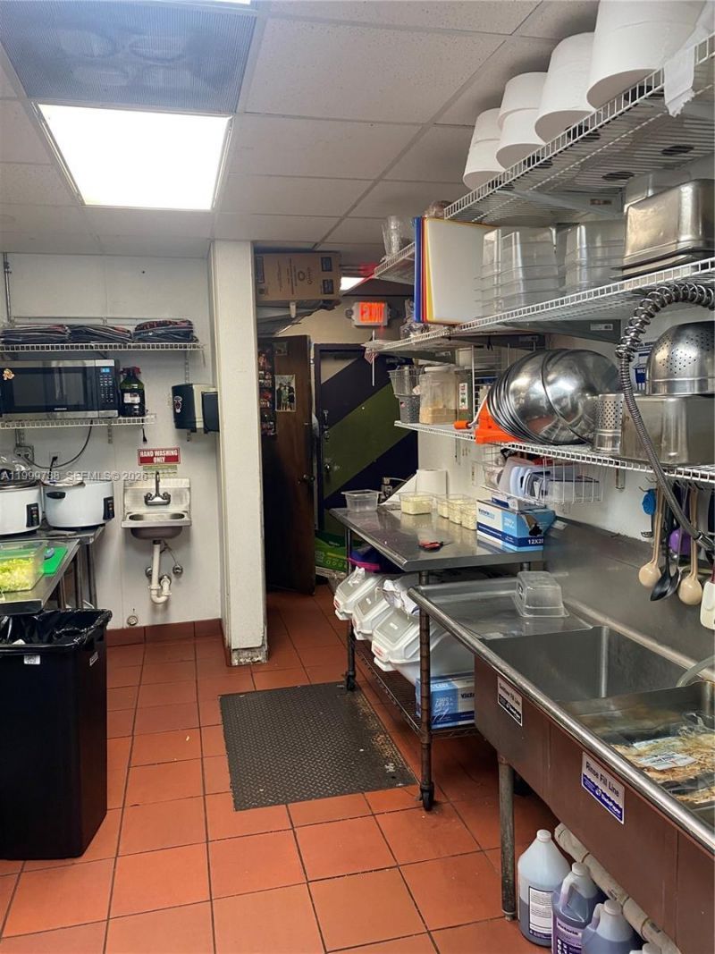 6653 S Dixie Hwy, South Miami, FL 33143 Photo