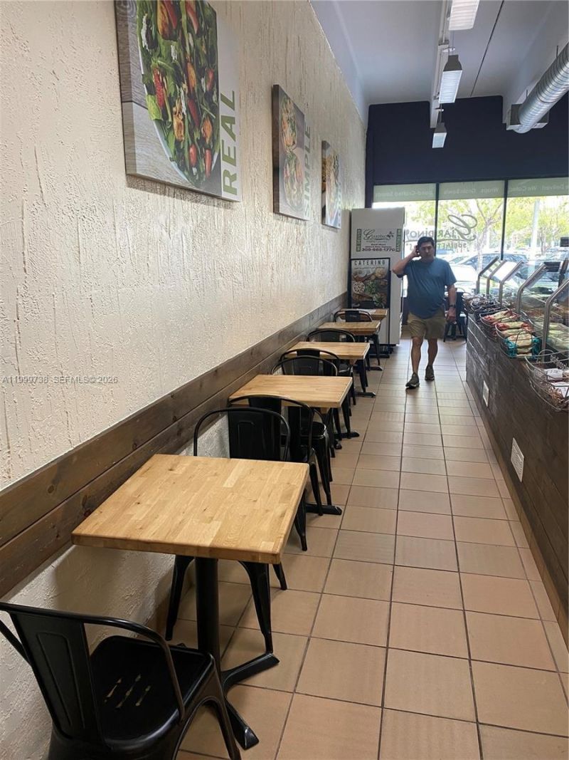 6653 S Dixie Hwy, South Miami, FL 33143 Photo