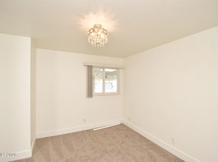 10 E J Street, Sparks, NV 89431 Photo