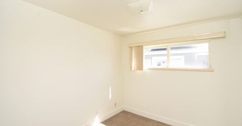 10 E J Street, Sparks, NV 89431 Photo