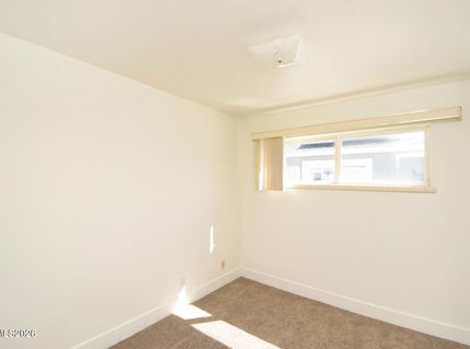 10 E J Street, Sparks, NV 89431 Photo