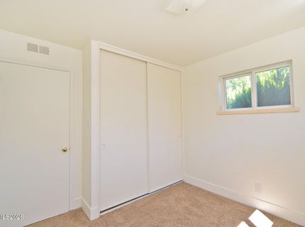 10 E J Street, Sparks, NV 89431 Photo