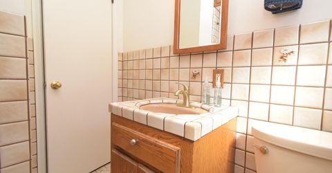 10 E J Street, Sparks, NV 89431 Photo