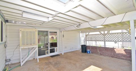 10 E J Street, Sparks, NV 89431 Photo