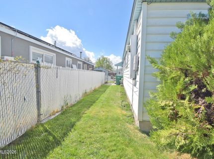 10 E J Street, Sparks, NV 89431 Photo