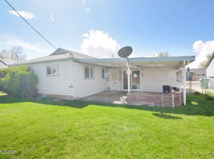 10 E J Street, Sparks, NV 89431 Photo