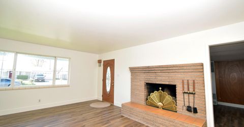 10 E J Street, Sparks, NV 89431 Photo