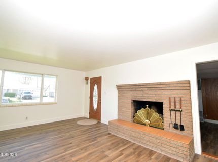 10 E J Street, Sparks, NV 89431 Photo