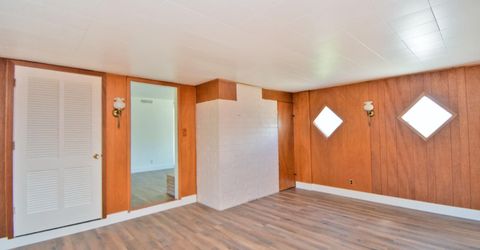 10 E J Street, Sparks, NV 89431 Photo