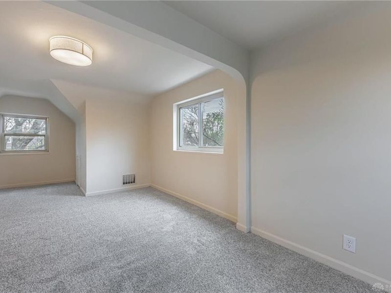 1012 Hampshire Road, Dayton, OH 45419 Photo 26