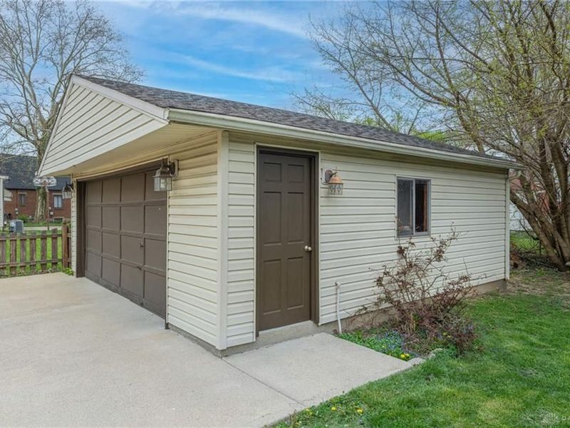 1012 Hampshire Road, Dayton, OH 45419 Photo 38