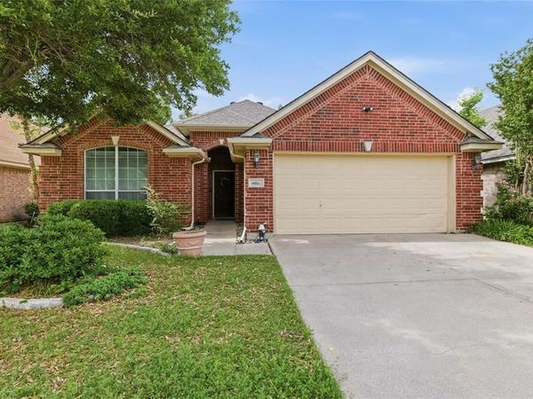 9008 Winding River Drive, Fort Worth, TX 76118
