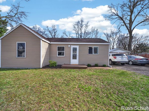 2289 Orchard Avenue, Muskegon, MI 49442