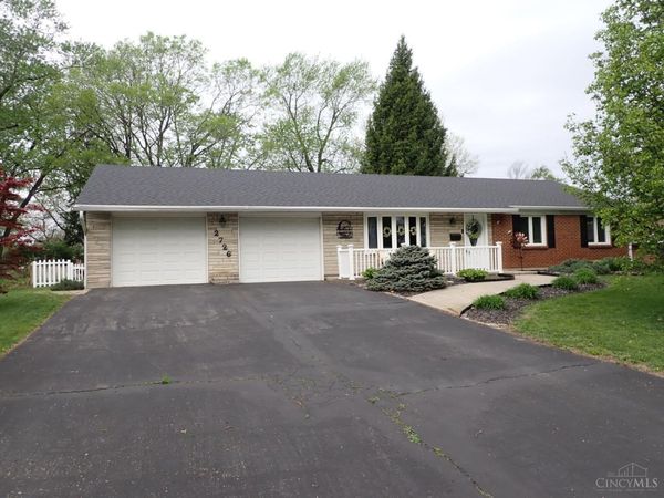 2726 Tihart Way, Beavercreek, OH 45430