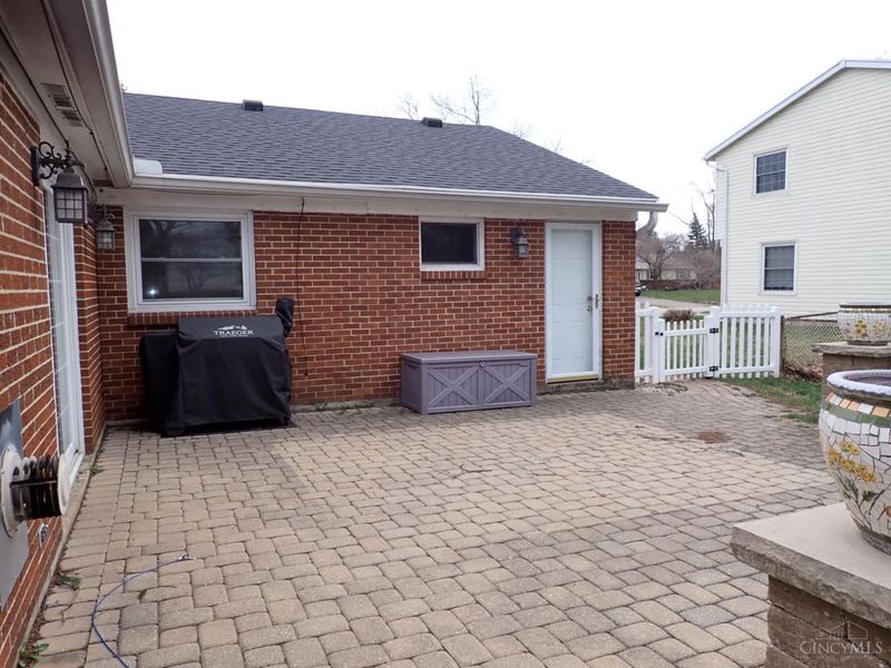 2726 Tihart Way, Beavercreek, OH 45430 Photo 25