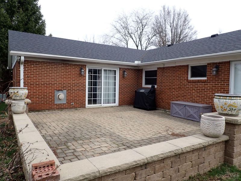 2726 Tihart Way, Beavercreek, OH 45430 Photo 3