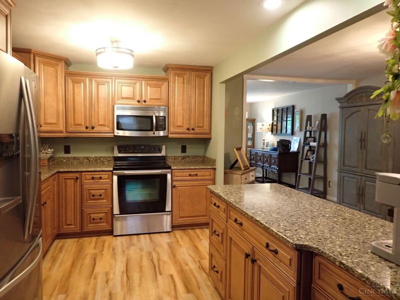 2726 Tihart Way, Beavercreek, OH 45430 Photo 6