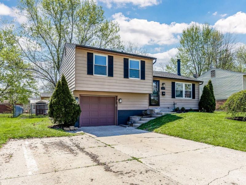 2909 Glenaire Drive, Colerain Township, OH 45251 Photo 2
