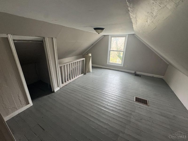 Cincinnati, OH 45214 Photo 8