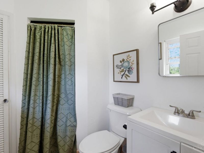 3351 Glenmont Lane, Green Township, OH 45248 Photo 20