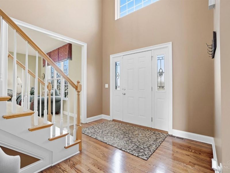 5558 Eden Ridge Drive, Green Township, OH 45247 Photo 2