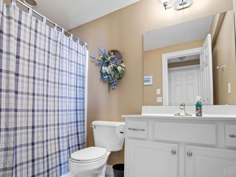 5558 Eden Ridge Drive, Green Township, OH 45247 Photo 30