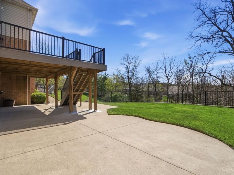 5558 Eden Ridge Drive, Green Township, OH 45247 Photo 33