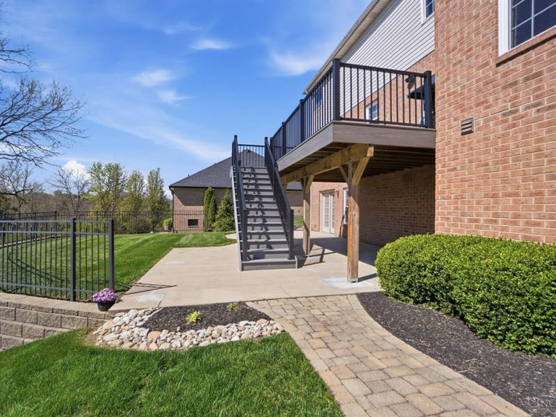 5558 Eden Ridge Drive, Green Township, OH 45247 Photo 36