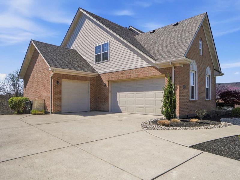 5558 Eden Ridge Drive, Green Township, OH 45247 Photo 40