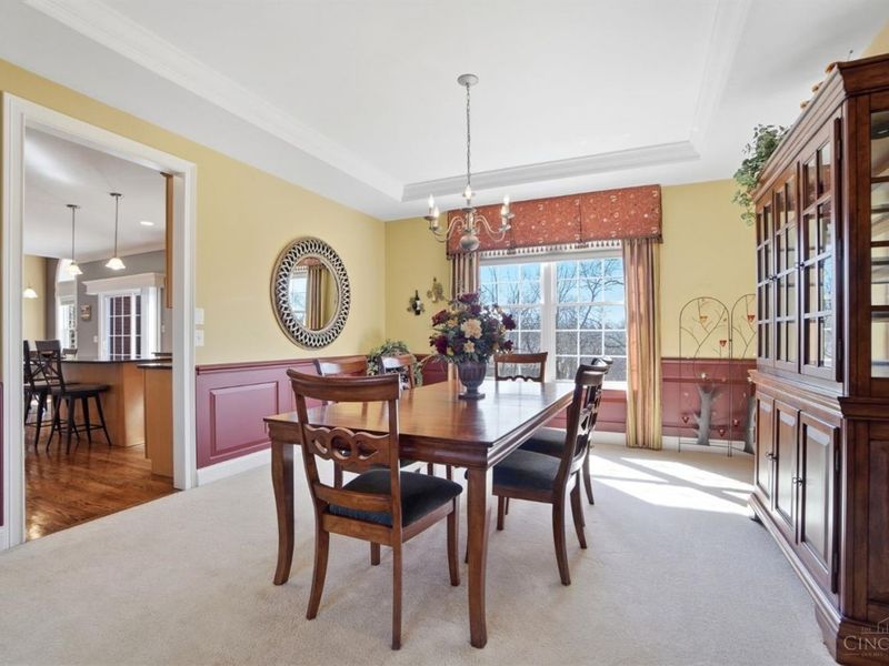 5558 Eden Ridge Drive, Green Township, OH 45247 Photo 6