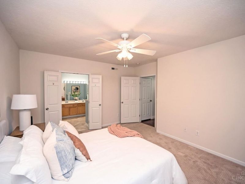 250 Postoak Lane, Unit I, Milford, OH 45150 Photo 21