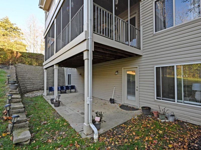 250 Postoak Lane, Unit I, Milford, OH 45150 Photo 37