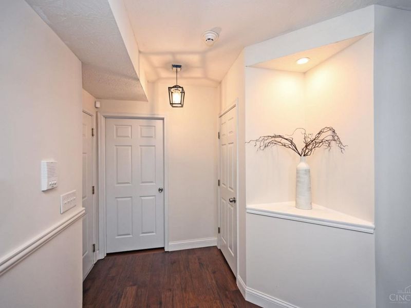 250 Postoak Lane, Unit I, Milford, OH 45150 Photo 5