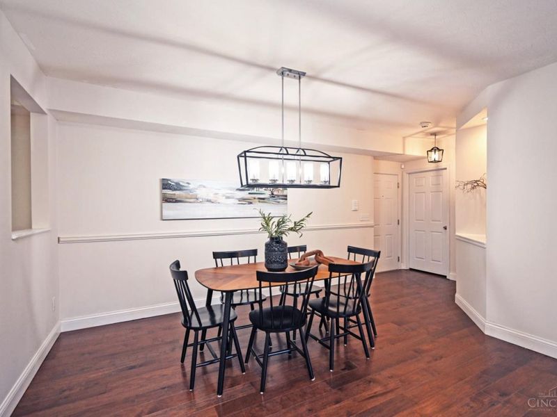 250 Postoak Lane, Unit I, Milford, OH 45150 Photo 8