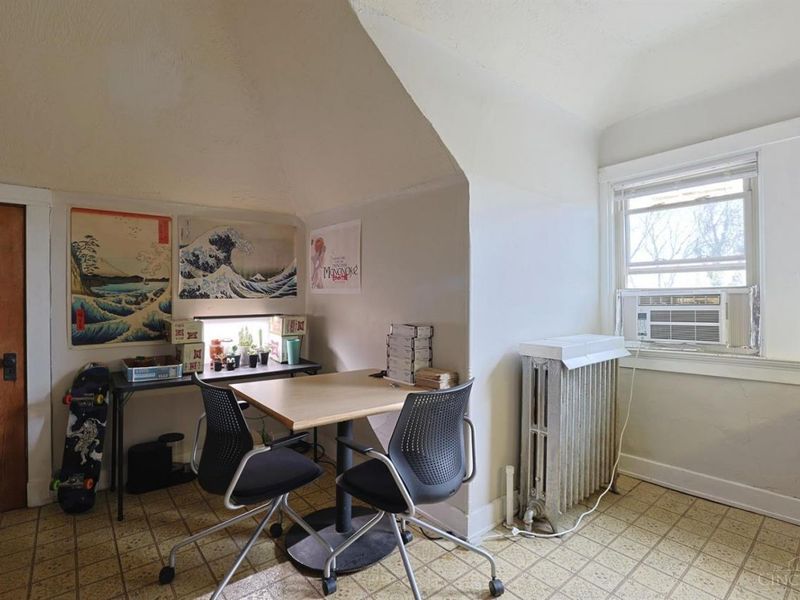 448 Riddle Road, Cincinnati, OH 45220 Photo 19