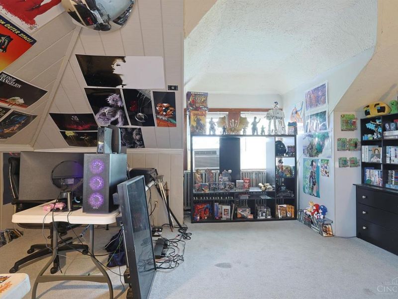 448 Riddle Road, Cincinnati, OH 45220 Photo 43