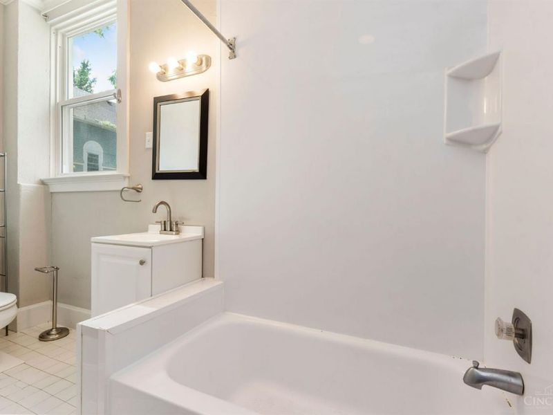 5508 Arnsby Place, Cincinnati, OH 45227 Photo 12