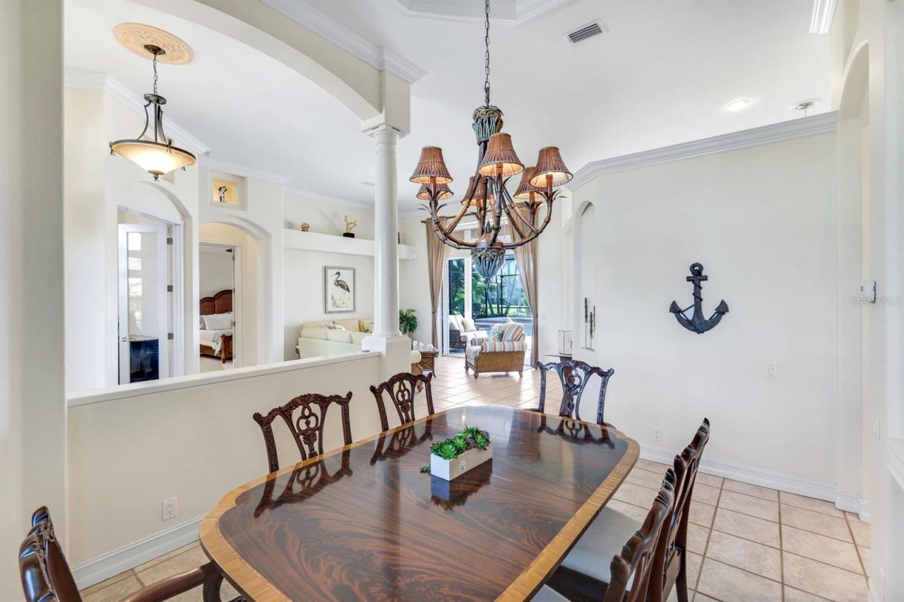 2022 El Dorado Parkway W, Cape Coral, FL 33914 Photo