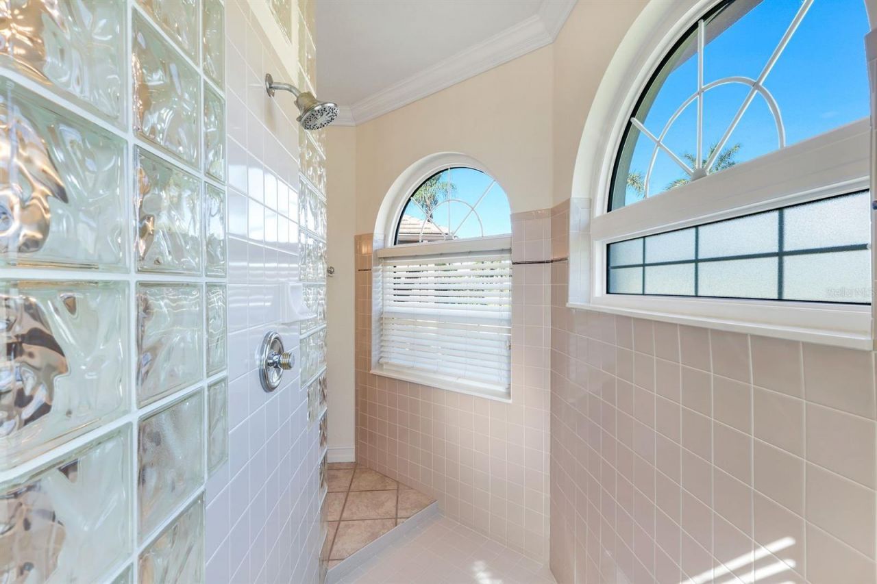 2022 El Dorado Parkway W, Cape Coral, FL 33914 Photo