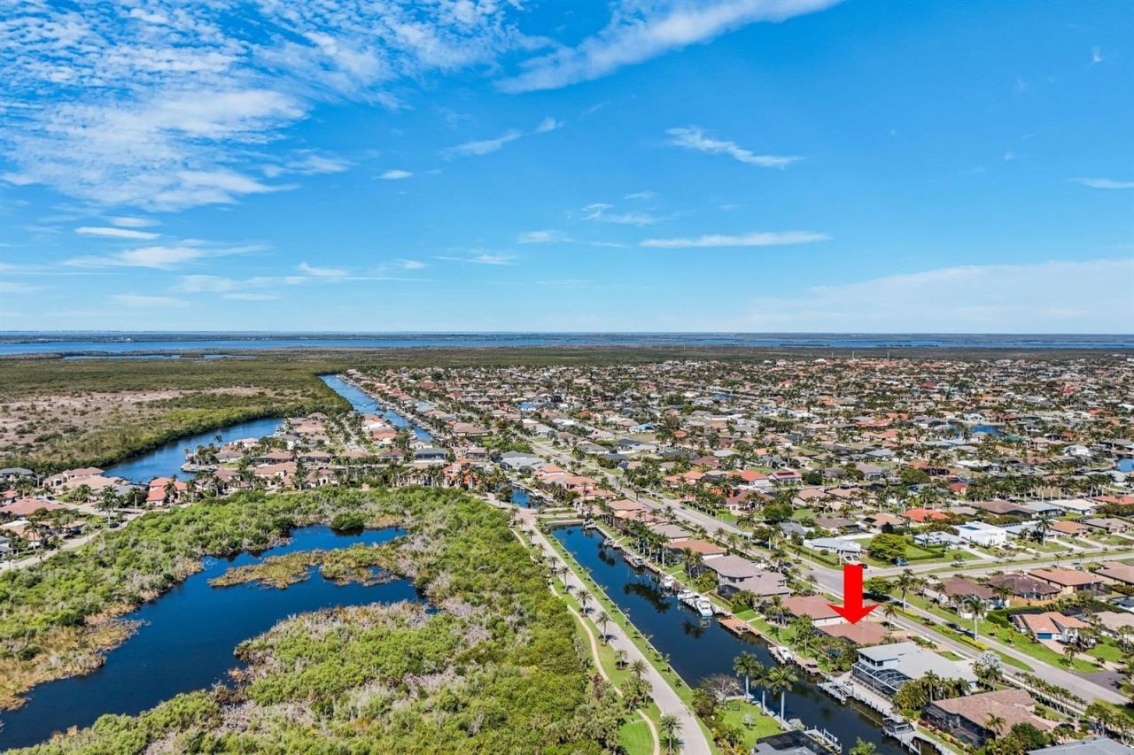 2022 El Dorado Parkway W, Cape Coral, FL 33914 Photo