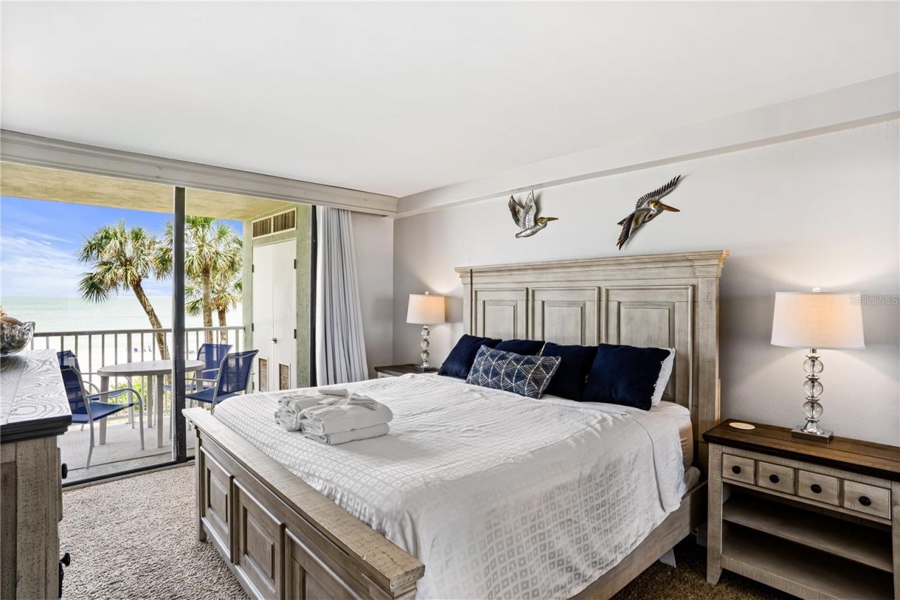 20000 Gulf Boulevard, Unit 305, Indian Shores, FL 33785 Photo