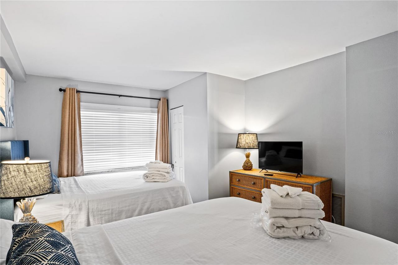 20000 Gulf Boulevard, Unit 305, Indian Shores, FL 33785 Photo