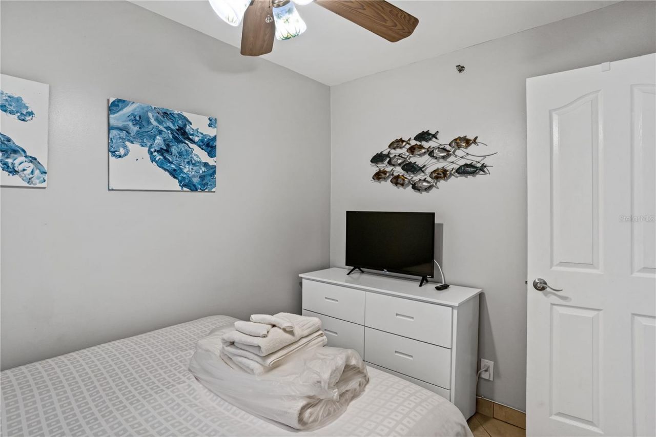 20000 Gulf Boulevard, Unit 305, Indian Shores, FL 33785 Photo